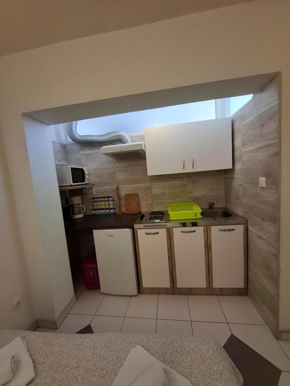 Apartmani Luka Baška Voda Extérieur photo
