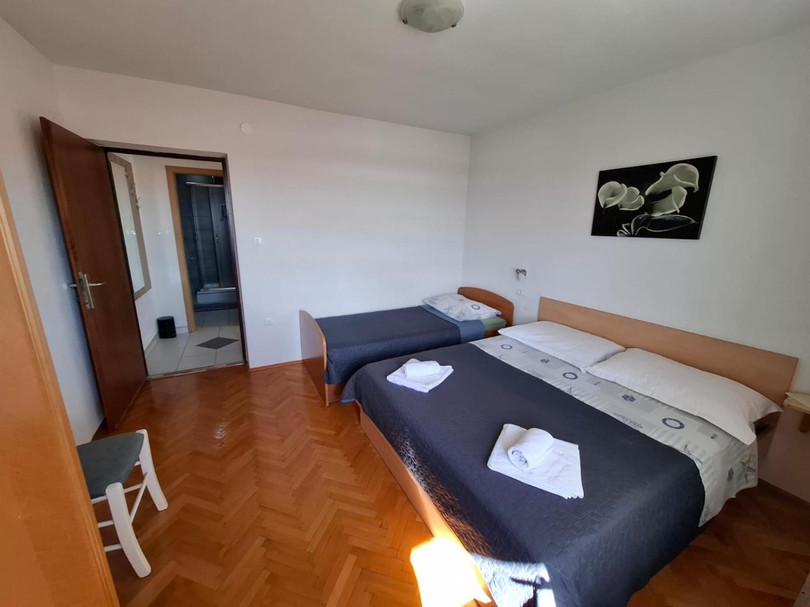 Apartmani Luka Baška Voda Extérieur photo