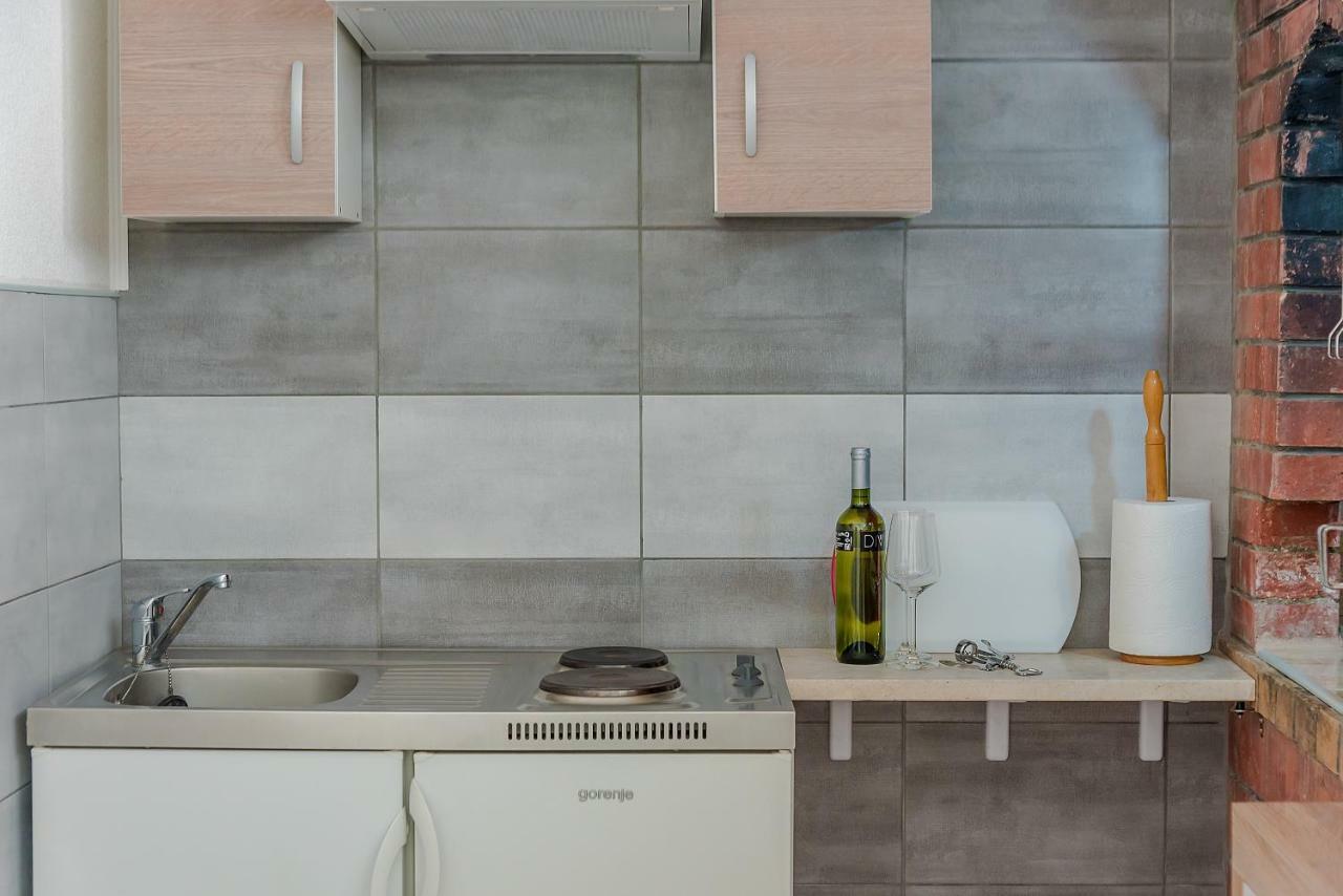 Apartmani Luka Baška Voda Extérieur photo