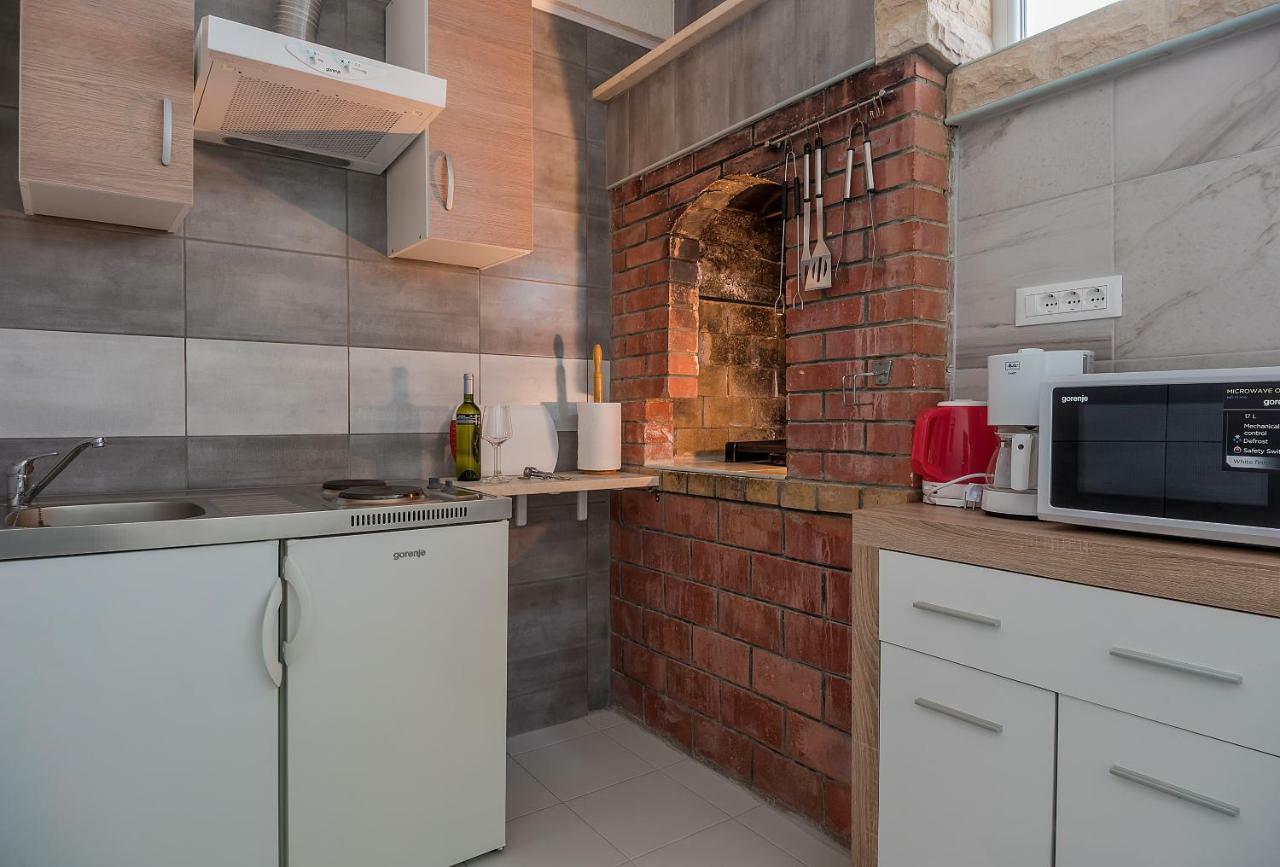 Apartmani Luka Baška Voda Extérieur photo